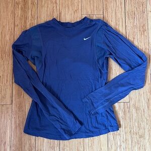 Nike fit dry sport long sleeve shirt size xs purple